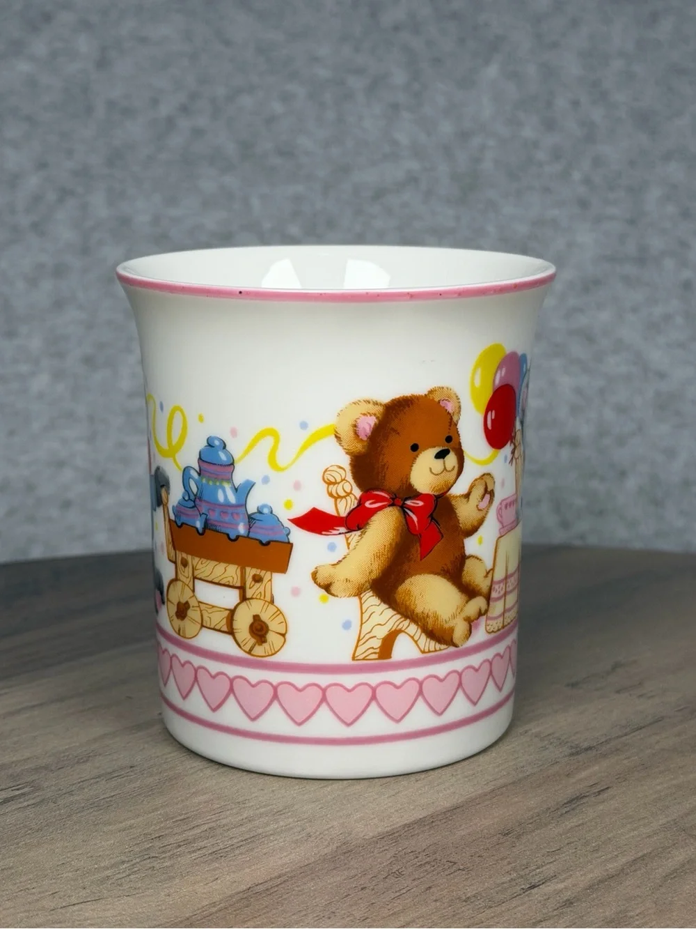 Wallace Berrie mug excellent